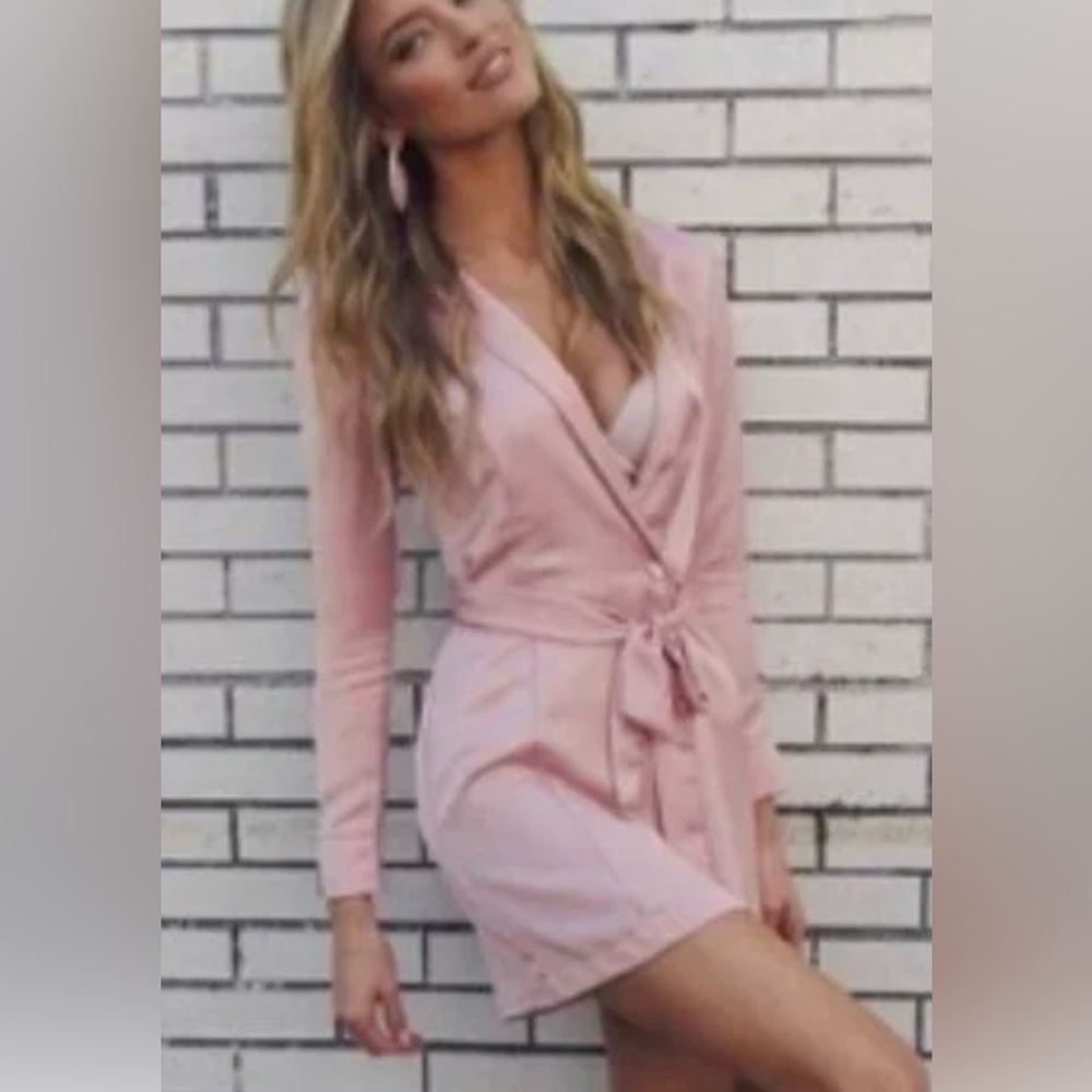 Victoria's Secret Light Pink Satin Robe with Black Piping
